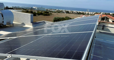 LUXURY THREE BEDROOM KEY READY VILLA WITH UNOBSTRUCTED SEA VIEWS!!