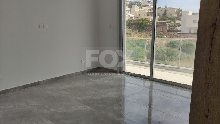 LUXURY THREE BEDROOM KEY READY VILLA WITH UNOBSTRUCTED SEA VIEWS!!