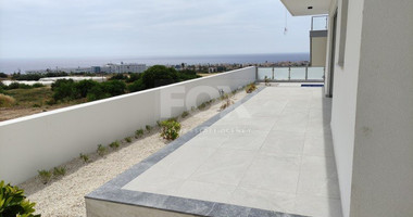 LUXURY THREE BEDROOM KEY READY VILLA WITH UNOBSTRUCTED SEA VIEWS!!