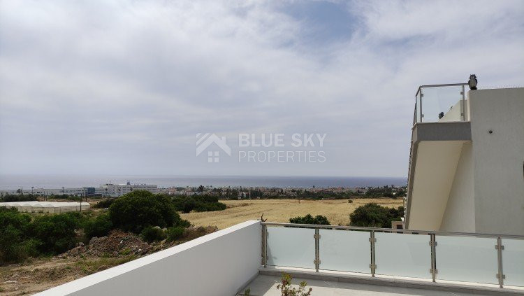 LUXURY THREE BEDROOM KEY READY VILLA WITH UNOBSTRUCTED SEA VIEWS!!