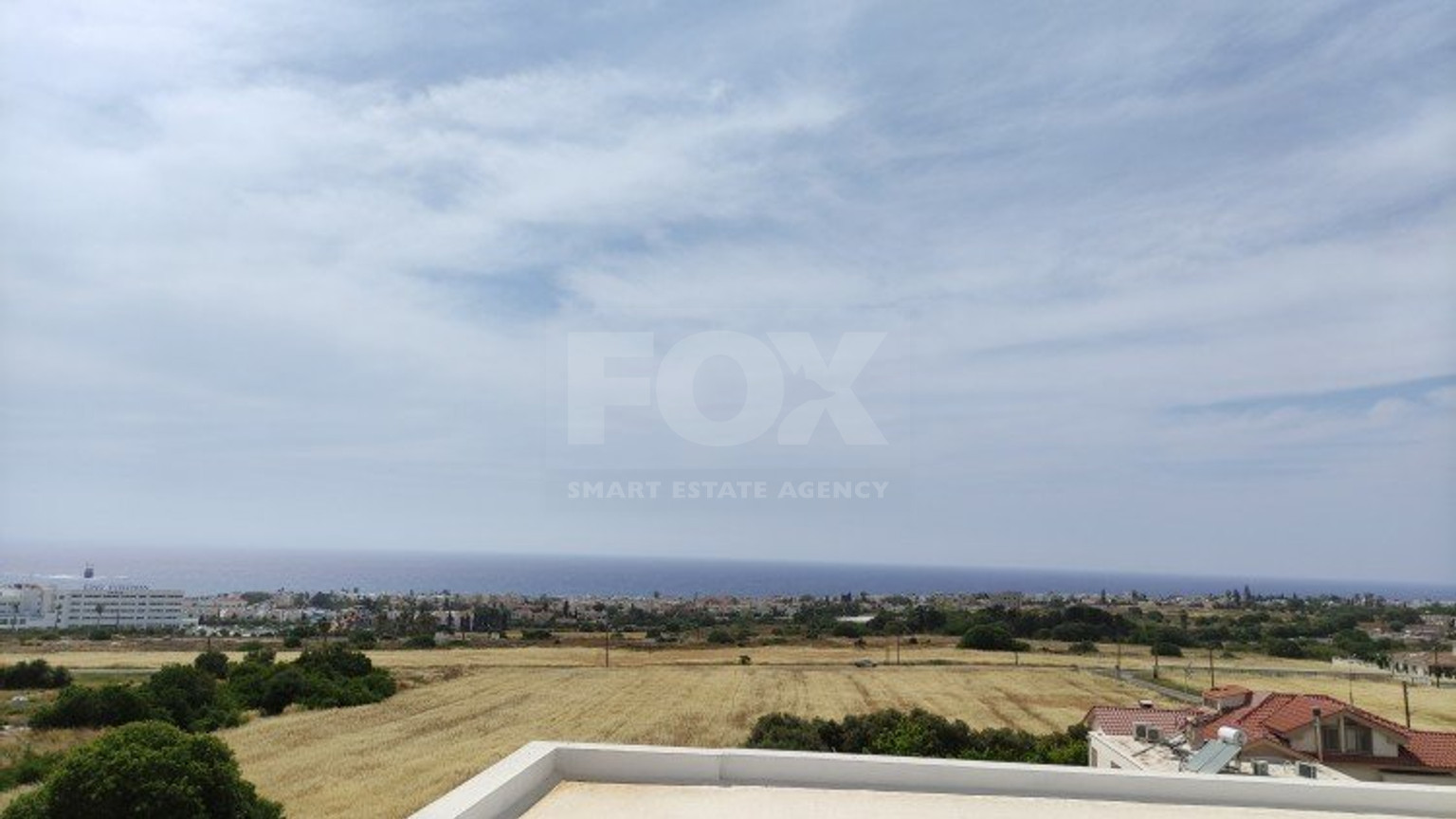 LUXURY THREE BEDROOM KEY READY VILLA WITH UNOBSTRUCTED SEA VIEWS!!