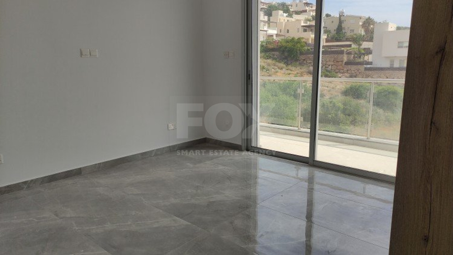 LUXURY THREE BEDROOM KEY READY VILLA WITH UNOBSTRUCTED SEA VIEWS!!