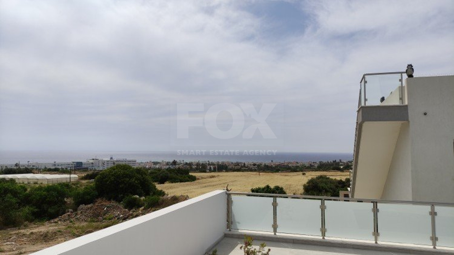 LUXURY THREE BEDROOM KEY READY VILLA WITH UNOBSTRUCTED SEA VIEWS!!