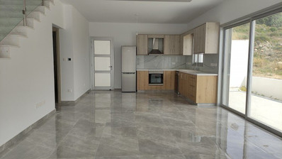 LUXURY THREE BEDROOM KEY READY VILLA WITH UNOBSTRUCTED SEA VIEWS!!