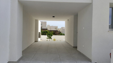 LUXURY THREE BEDROOM KEY READY VILLA WITH UNOBSTRUCTED SEA VIEWS!!
