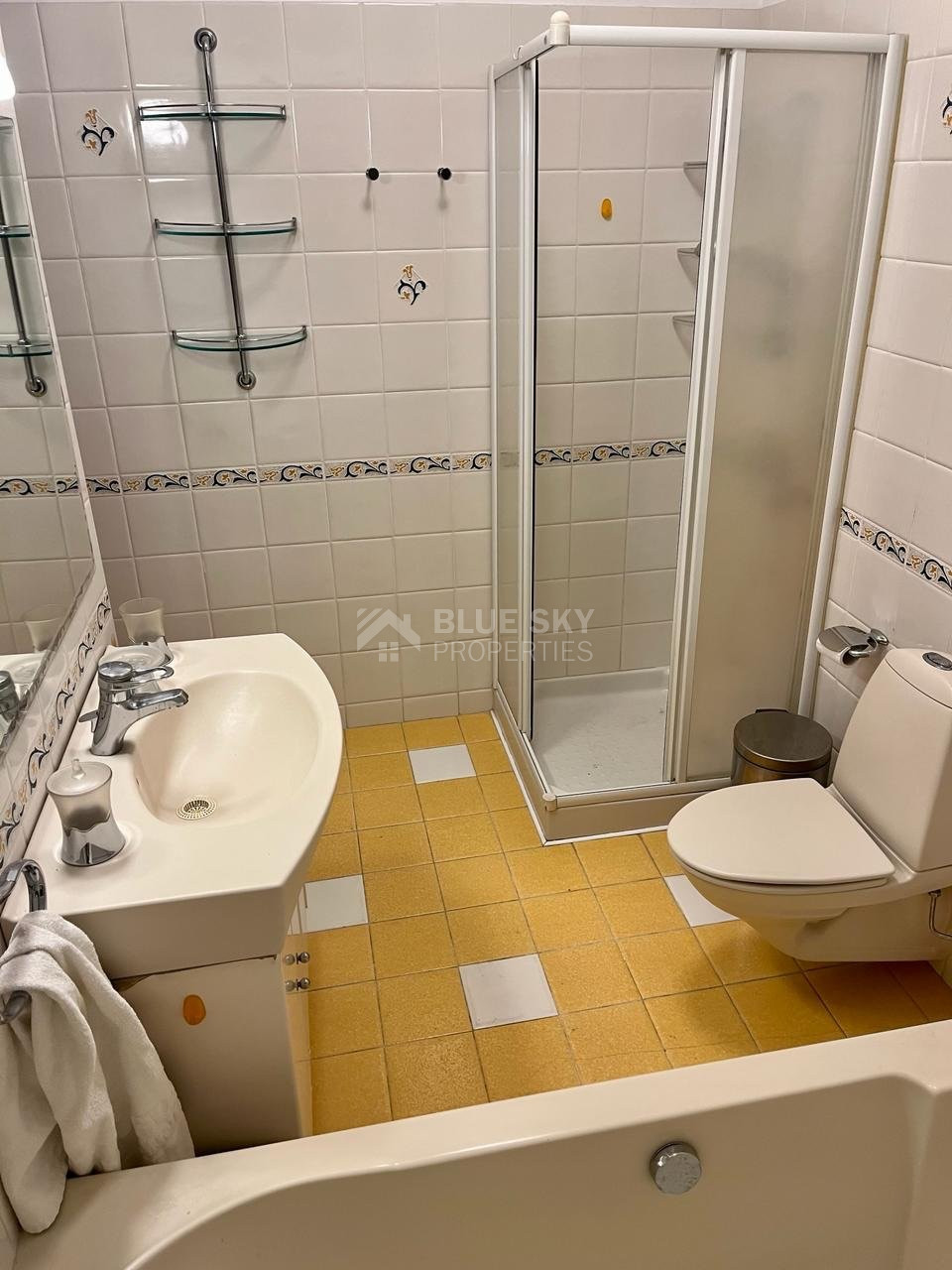 Front line Two Bedroom Apartment  for rent in Amathounta