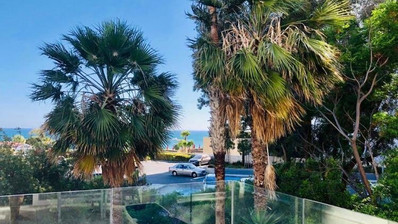 Front line Two Bedroom Apartment  for rent in Amathounta
