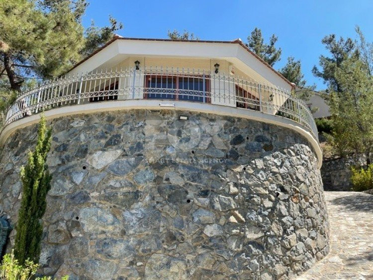 Luxury Viila with guest house in Moniatis with its own private grounds of landscaped gardens engulfed by forest trees.