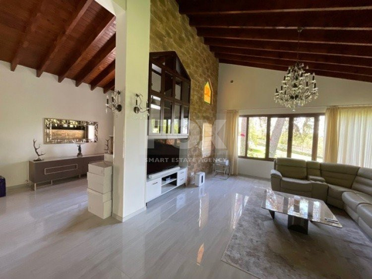 Luxury Viila with guest house in Moniatis with its own private grounds of landscaped gardens engulfed by forest trees.
