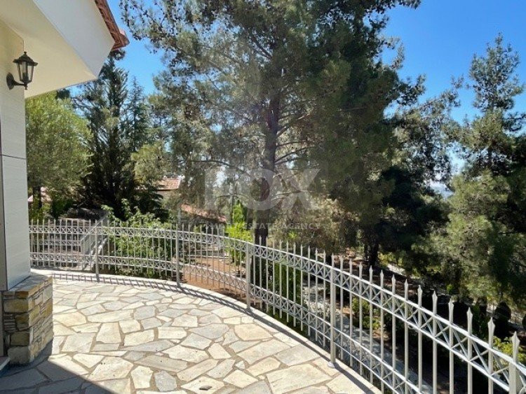 Luxury Viila with guest house in Moniatis with its own private grounds of landscaped gardens engulfed by forest trees.