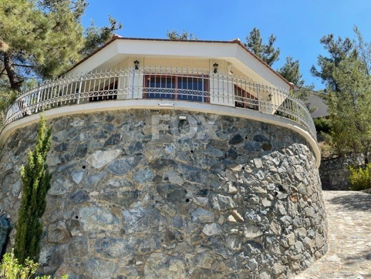 Casa 5 habitaciones 350 m² en Moniatis, Chipre