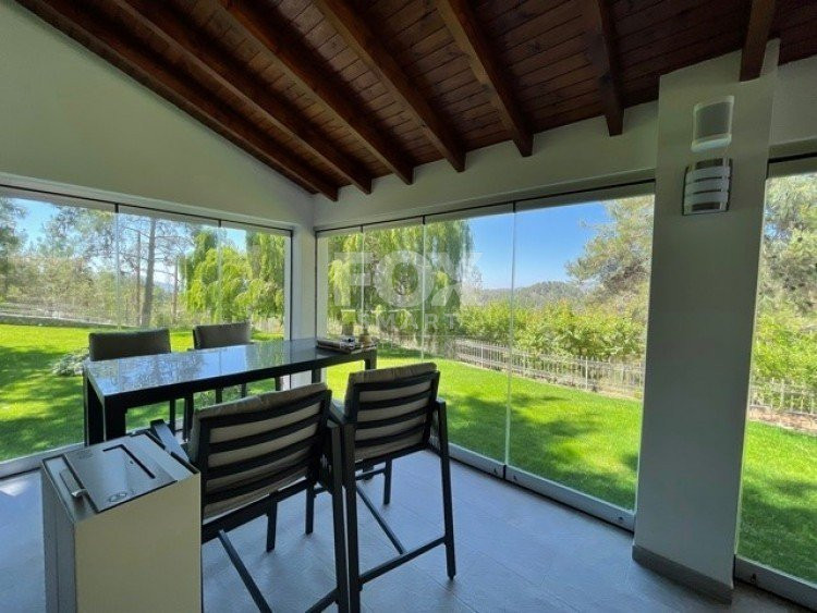 Casa 5 habitaciones 350 m² en Moniatis, Chipre