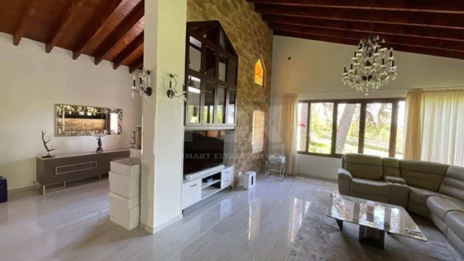 Luxury Viila with guest house in Moniatis with its own private grounds of landscaped gardens engulfed by forest trees.