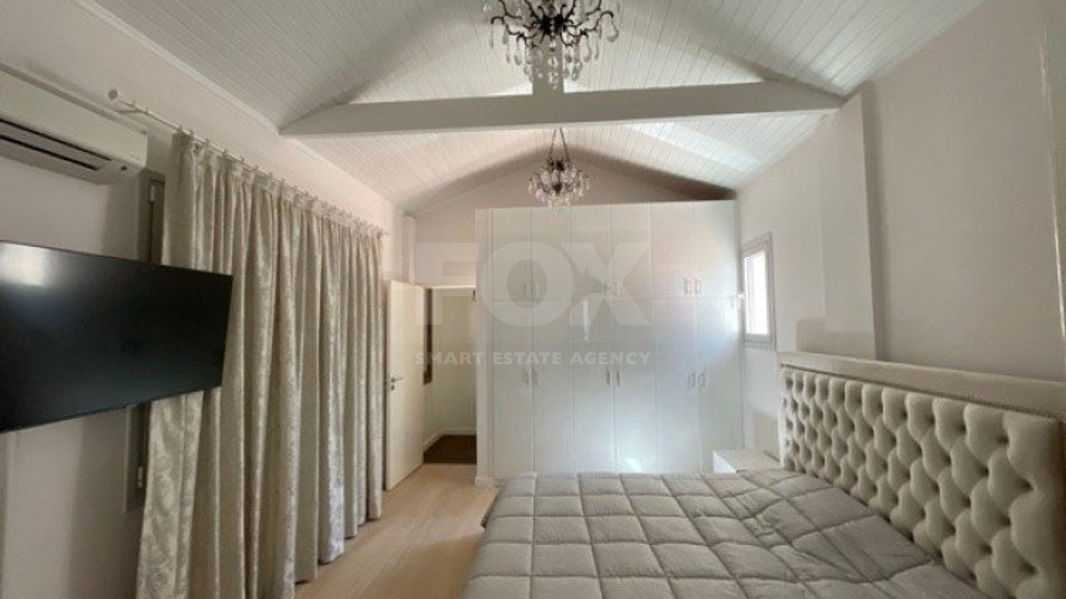 Luxury Viila with guest house in Moniatis with its own private grounds of landscaped gardens engulfed by forest trees.