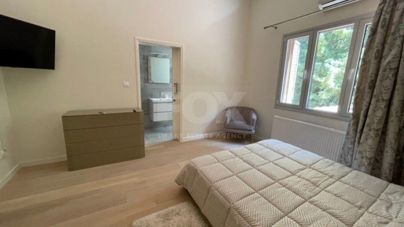 Luxury Viila with guest house in Moniatis with its own private grounds of landscaped gardens engulfed by forest trees.