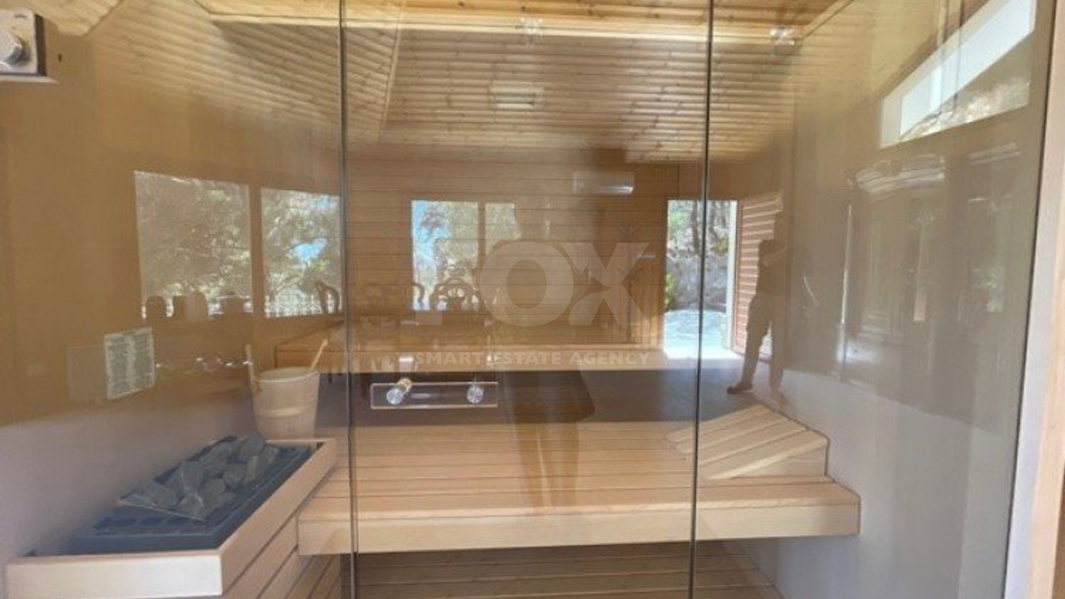 Luxury Viila with guest house in Moniatis with its own private grounds of landscaped gardens engulfed by forest trees.