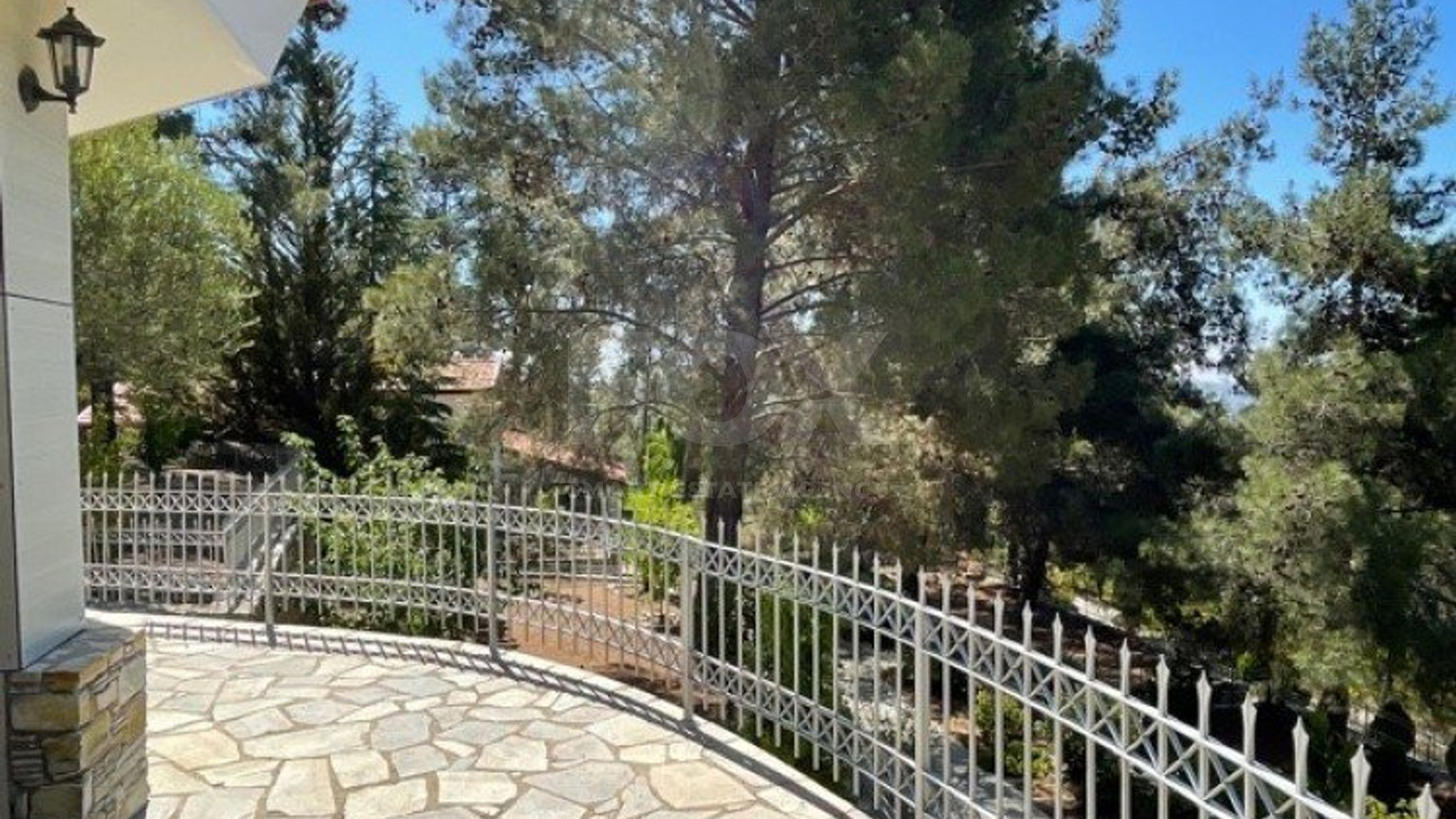 Luxury Viila with guest house in Moniatis with its own private grounds of landscaped gardens engulfed by forest trees.