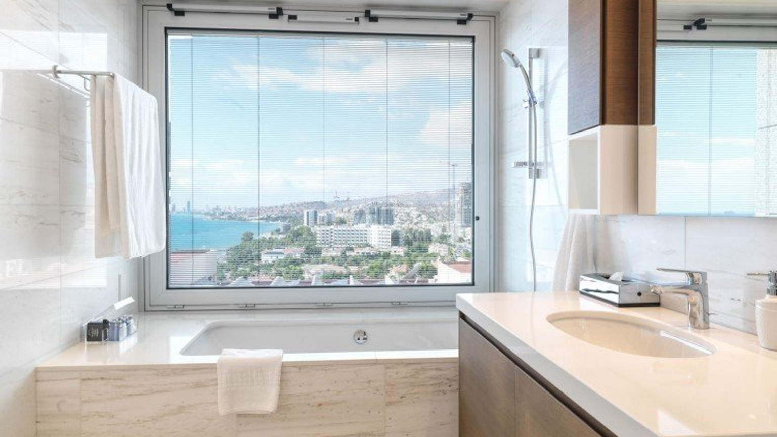 2 Bed Apartment To Rent In Pyrgos Lemesou Limassol Cyprus