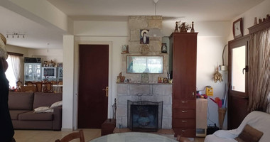 Charming 3-Bedroom Detached House for Sale in Agios Therapon, Limassol