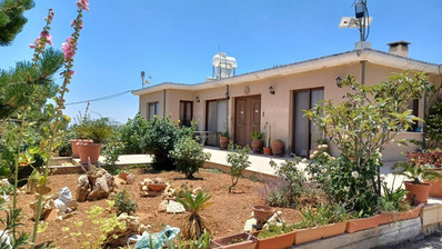Charming 3-Bedroom Detached House for Sale in Agios Therapon, Limassol