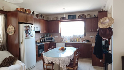 Charming 3-Bedroom Detached House for Sale in Agios Therapon, Limassol