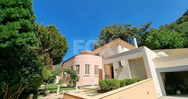 Do you wish to own this Superb Villa in Moniatis with a private road & big garden?