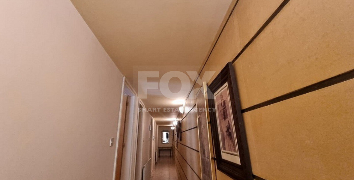 Do you wish to own this Superb Villa in Moniatis with a private road & big garden?