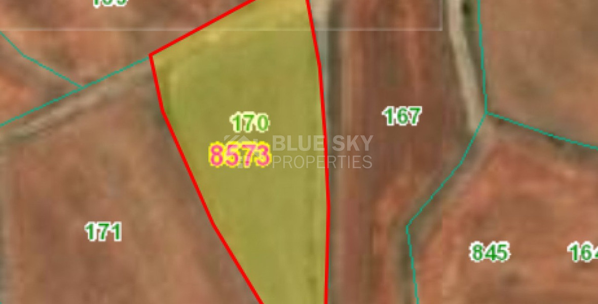Land In Kathikas