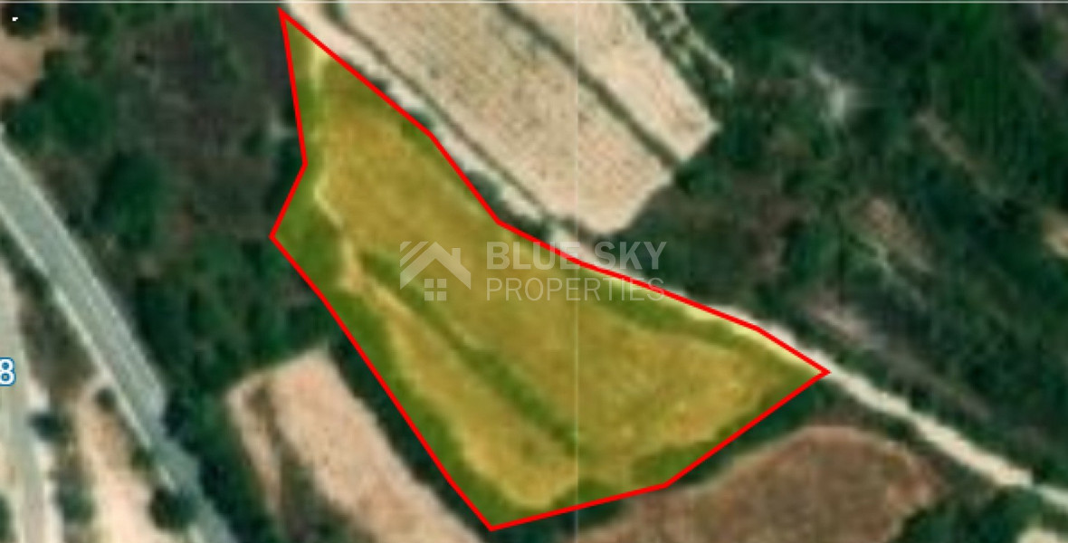Land In Kathikas