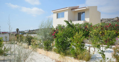 Three Bedroom House for sale In Pegeia Paphos