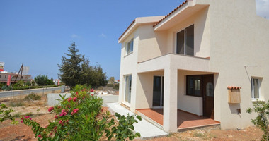 Three Bedroom House for sale In Pegeia Paphos