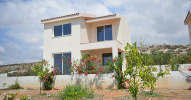 Three Bedroom House for sale In Pegeia Paphos