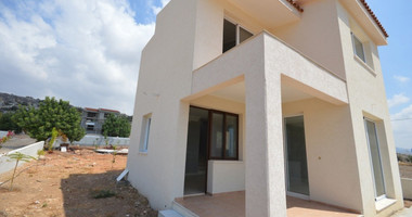 Three Bed House in Pegeia, Paphos