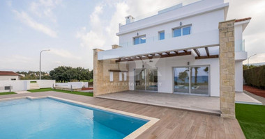 Three bedroom Luxury Villa in Latchi - Paphos