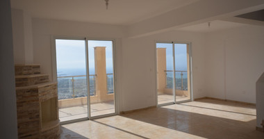 For sale, Luxury six bedroom villa in Peyia with panoramic sea views, private pool, landscaped gardens, and self-contained granny flat in Peyia , Paphos