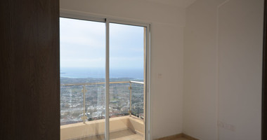 For sale, Luxury six bedroom villa in Peyia with panoramic sea views, private pool, landscaped gardens, and self-contained granny flat in Peyia , Paphos