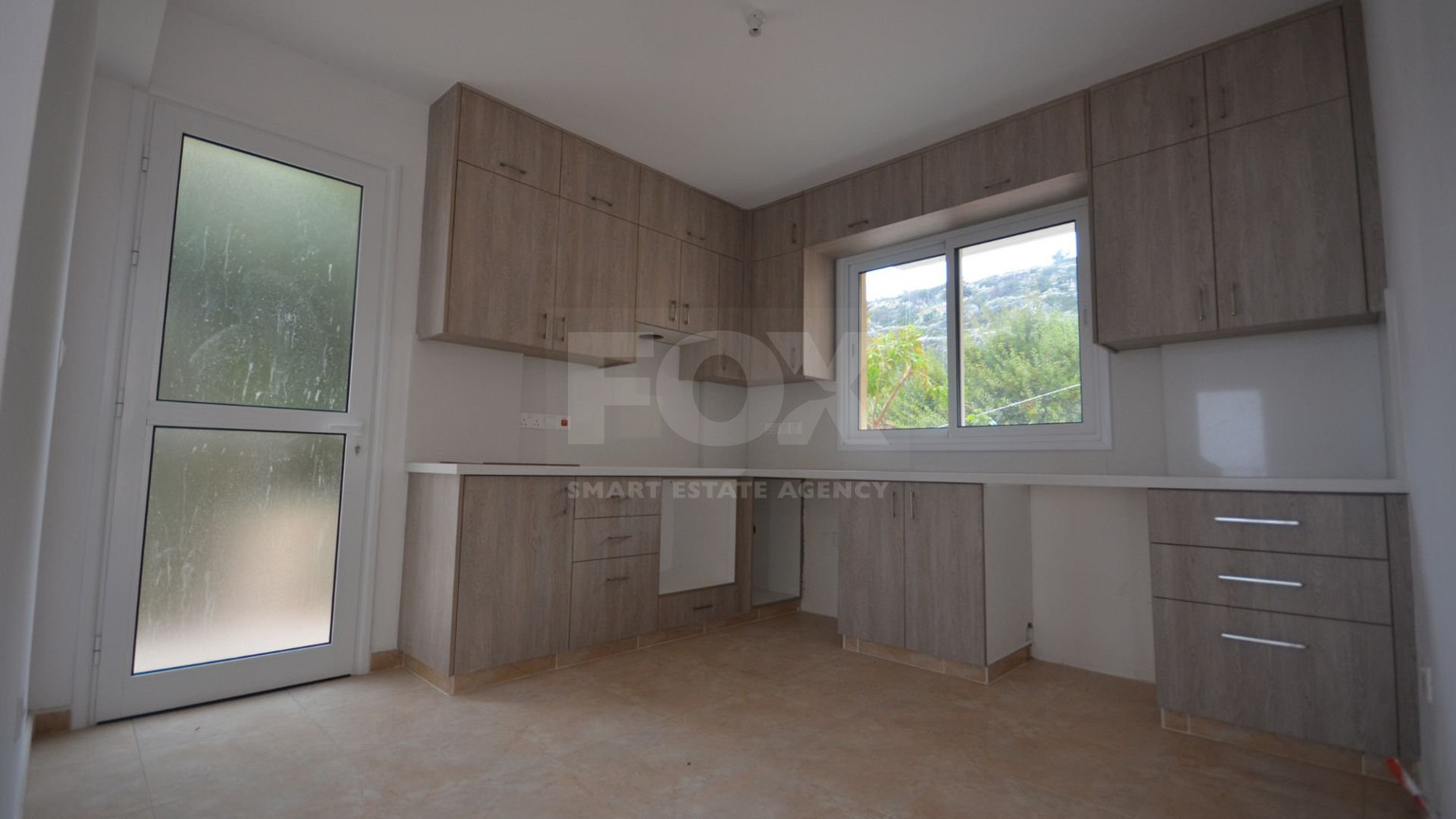 For sale, Luxury six bedroom villa in Peyia with panoramic sea views, private pool, landscaped gardens, and self-contained granny flat in Peyia , Paphos