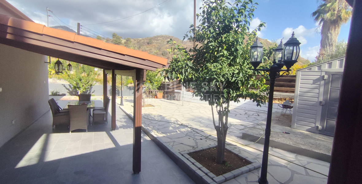 Nice three  Bedroom  House For Sale In Kalo Chorio Lemesou Limassol Cyprus