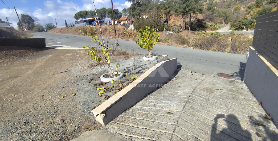 Nice three  Bedroom  House For Sale In Kalo Chorio Lemesou Limassol Cyprus