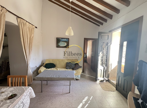 House in Campillo de Arriba - Image 2