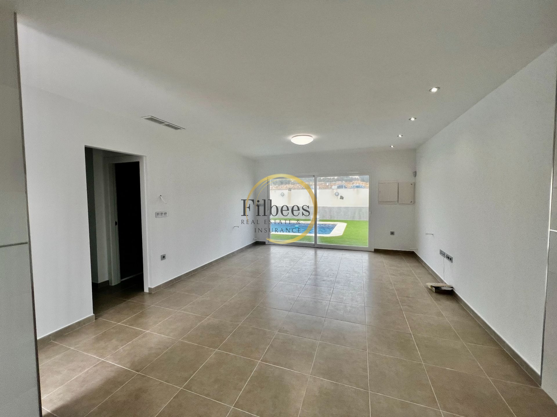 Villa in Gonar - view 1