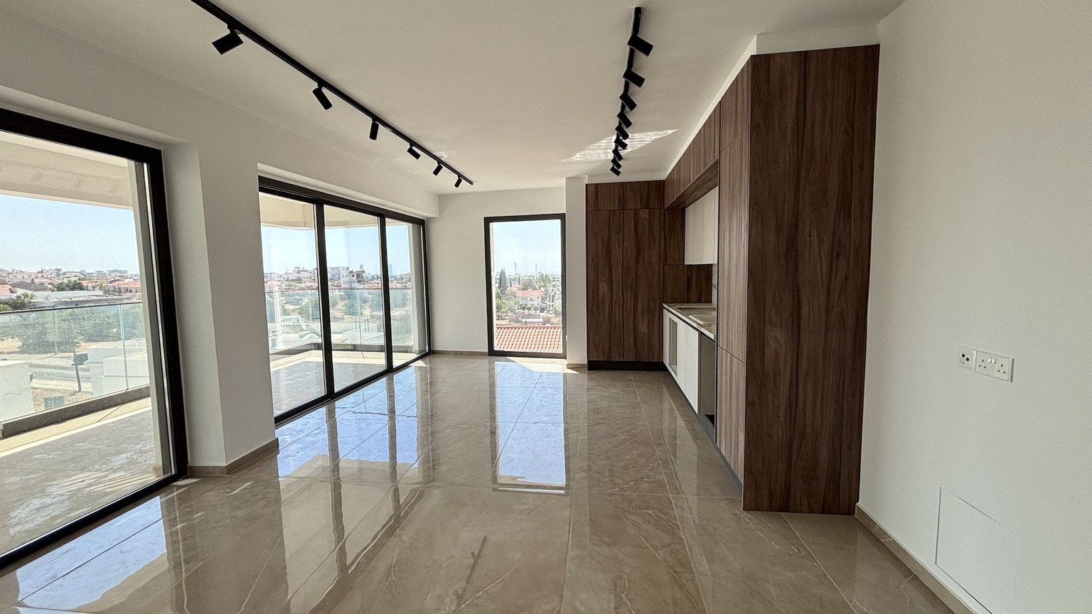 Modern 2 Bedroom Penthouse Apartment in Limassol, Ekali