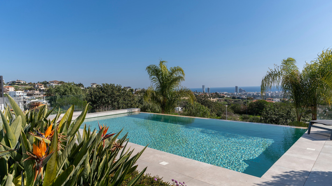 Modern 6 Bedroom Villa with Sea View in Limassol, Paniotis