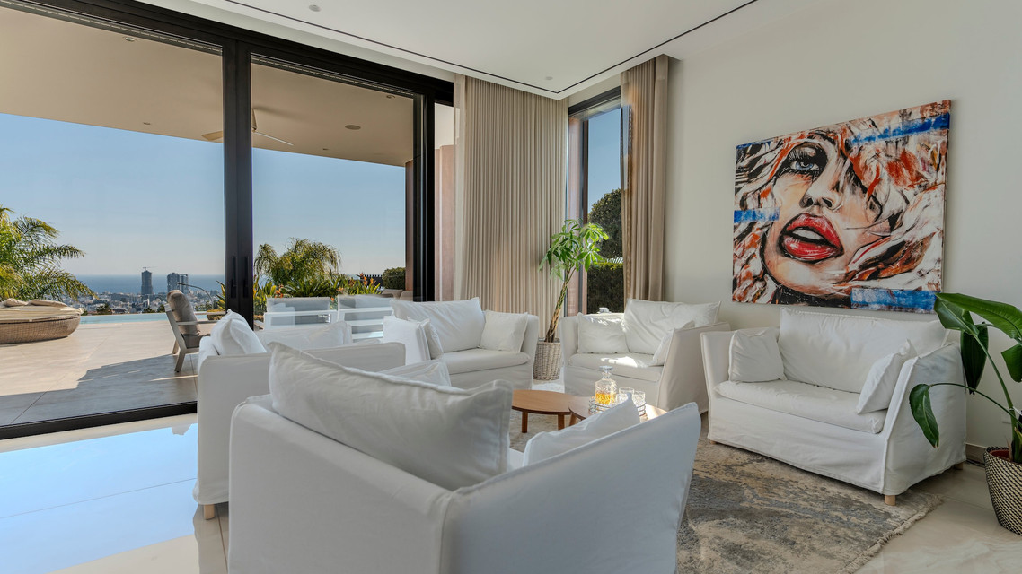 Modern 6 Bedroom Villa with Sea View in Limassol, Paniotis