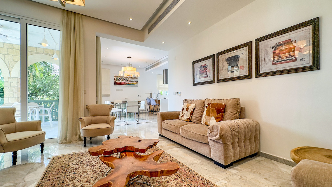 5 Bedroom Seafront Villa in Limassol Marina
