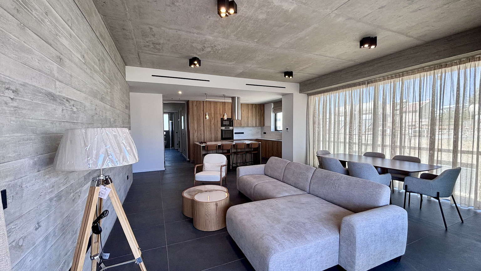 Modern 3 Bedroom Apartment for Rent in Limassol, Mesa Geitonia