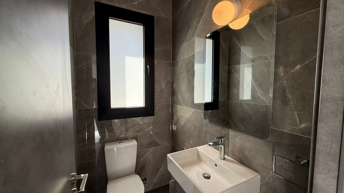 Modern 2 Bedroom Apartment in Limassol, Agia Zoni