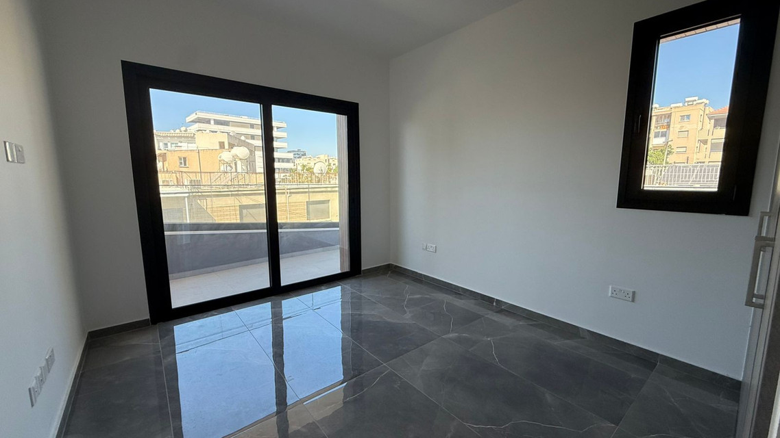 Modern 2 Bedroom Apartment in Limassol, Agia Zoni