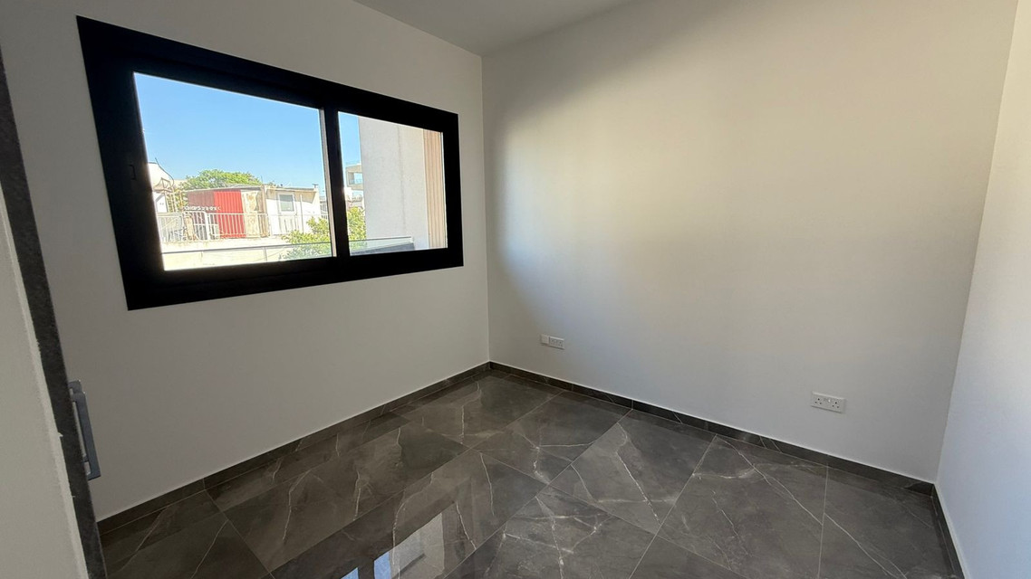 Modern 2 Bedroom Apartment in Limassol, Agia Zoni