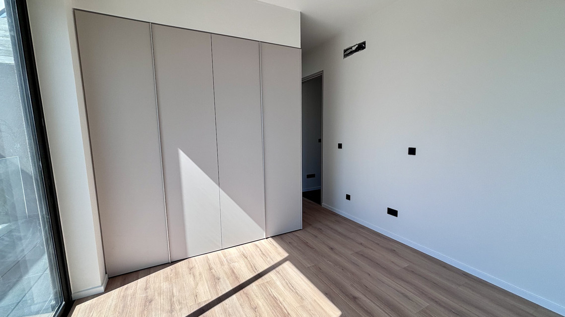 Modern 2 Bedroom Penthouse Apartment for Rent in Limassol, Mesa Geitonia